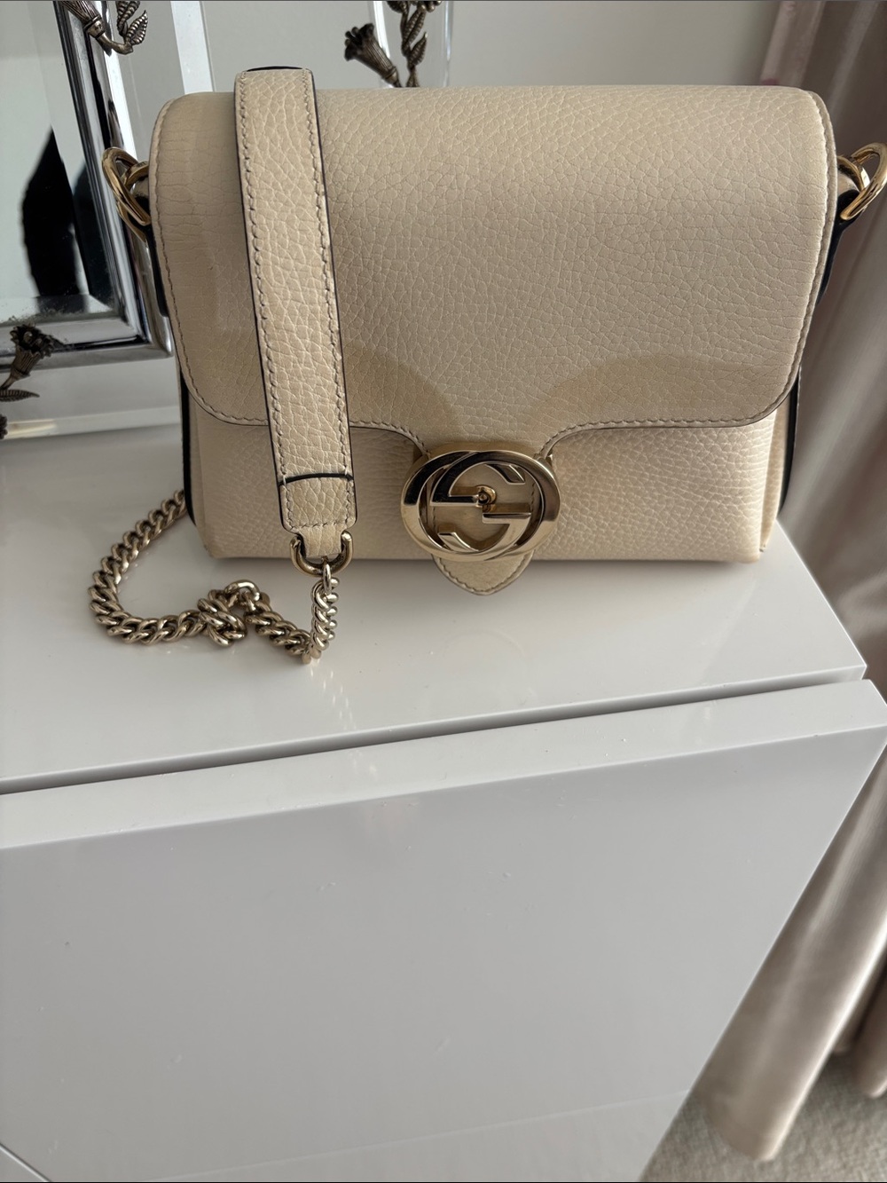 Gucci Cream Pebbled Leather Crossbody with Gold GG Lock
